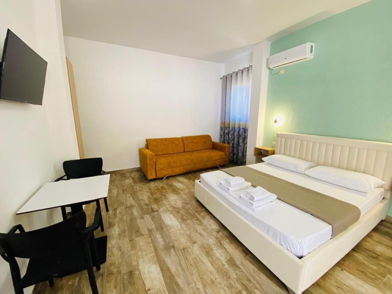 Gray&Oli Studios Vlorë Exterior foto